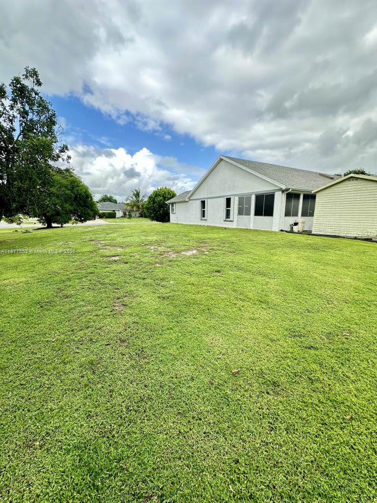 SOUTH BEND LAKE ESTATES U - Residential