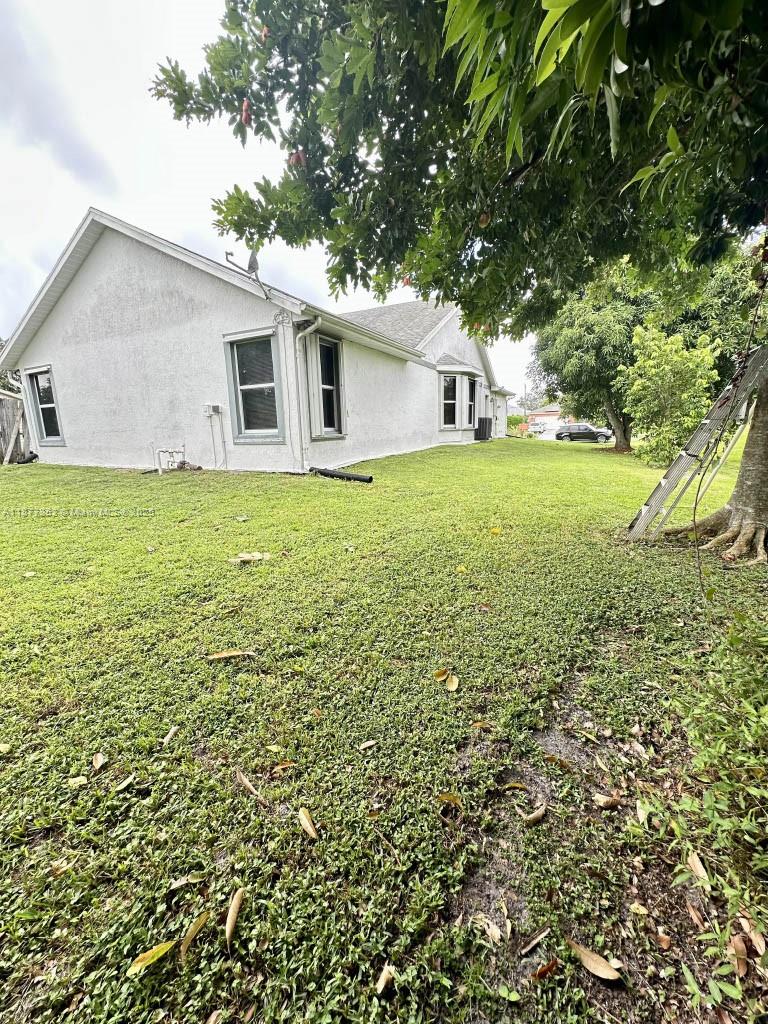 SOUTH BEND LAKE ESTATES U - Residential