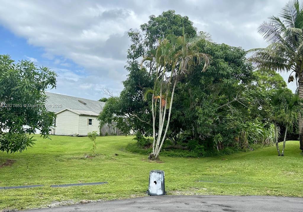SOUTH BEND LAKE ESTATES U - Residential