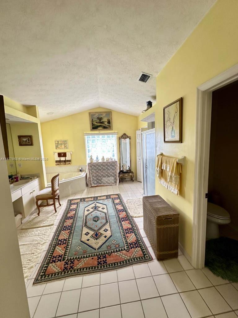 SOUTH BEND LAKE ESTATES U - Residential