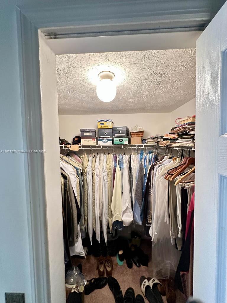 SOUTH BEND LAKE ESTATES U - Residential