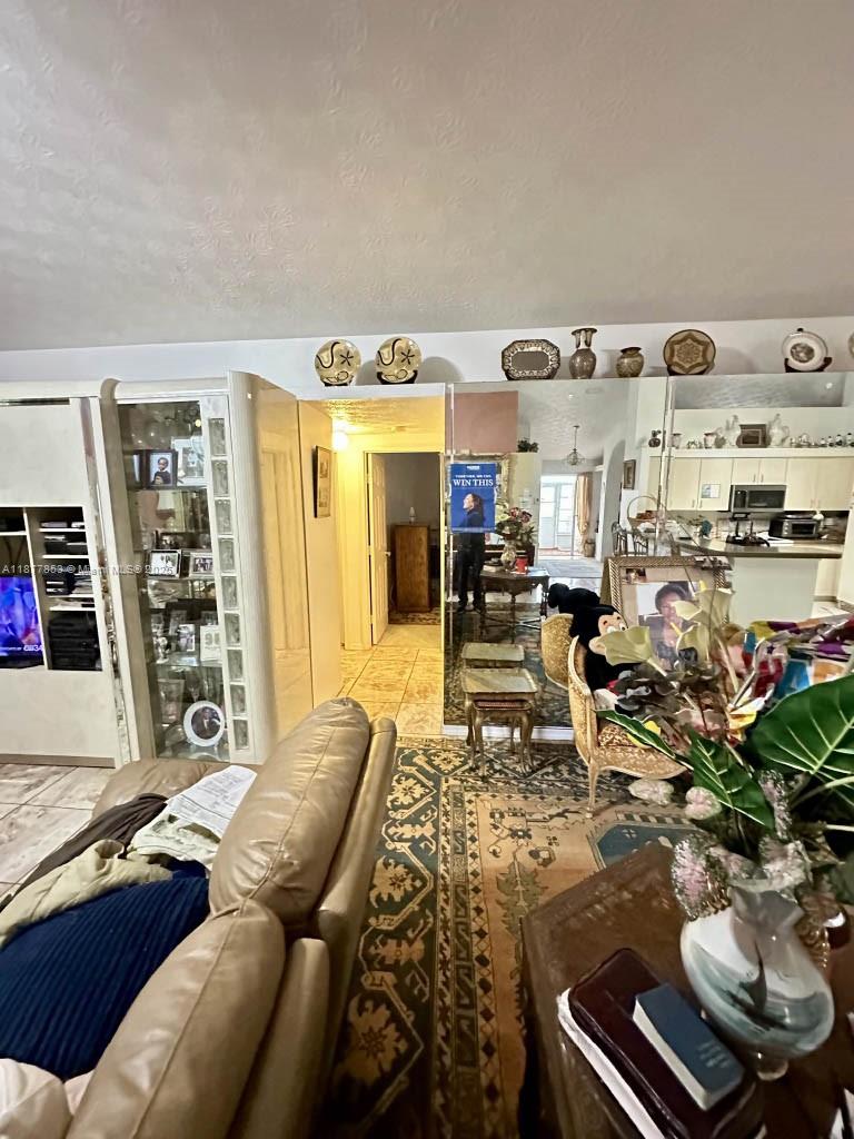 SOUTH BEND LAKE ESTATES U - Residential