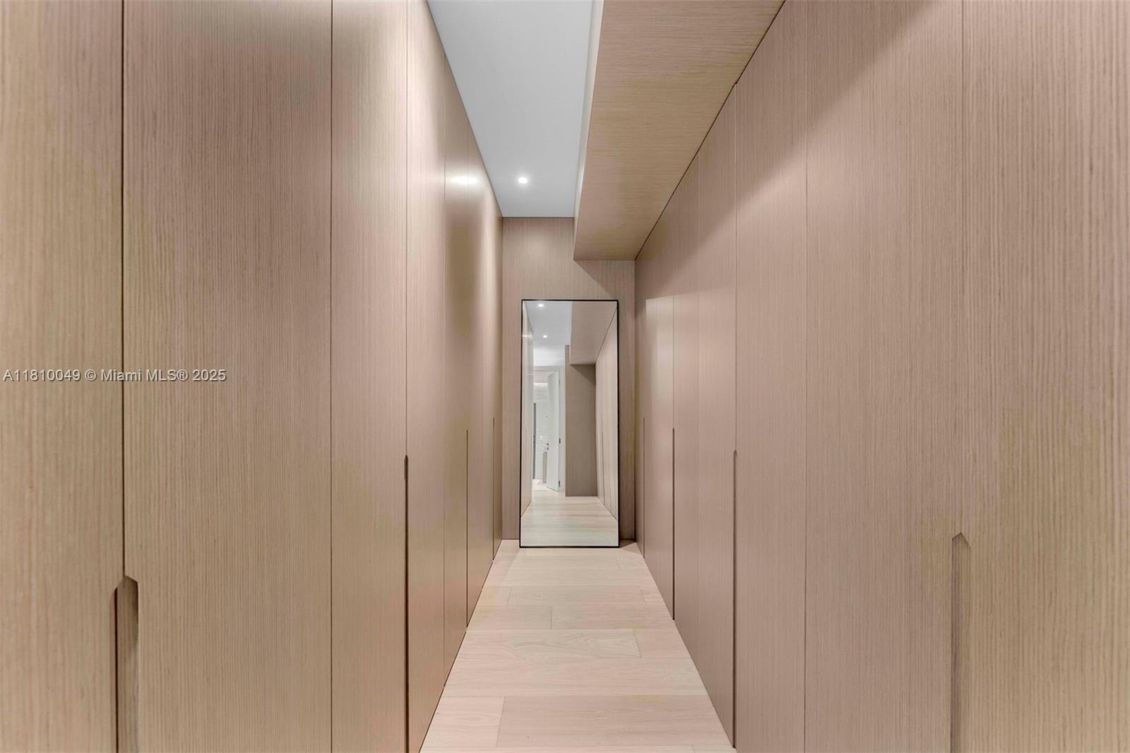 YE LITTLE WOODS 1ST ADDN - Residential
