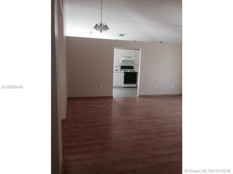 SAWGRASS PLANTATION - Residential Lease