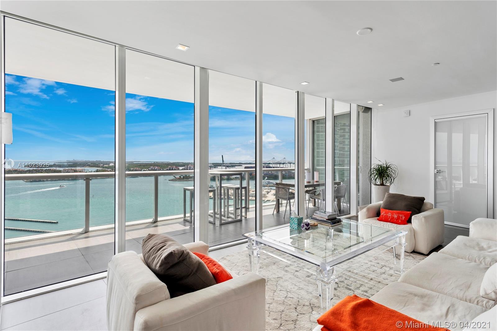 ICON CONDO - Residential