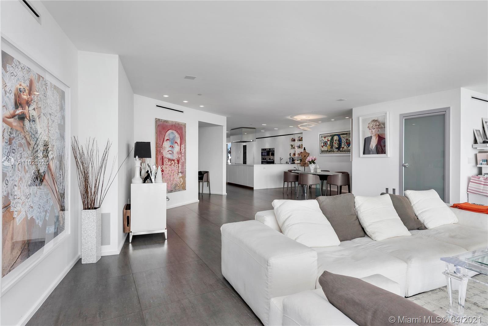 ICON CONDO - Residential