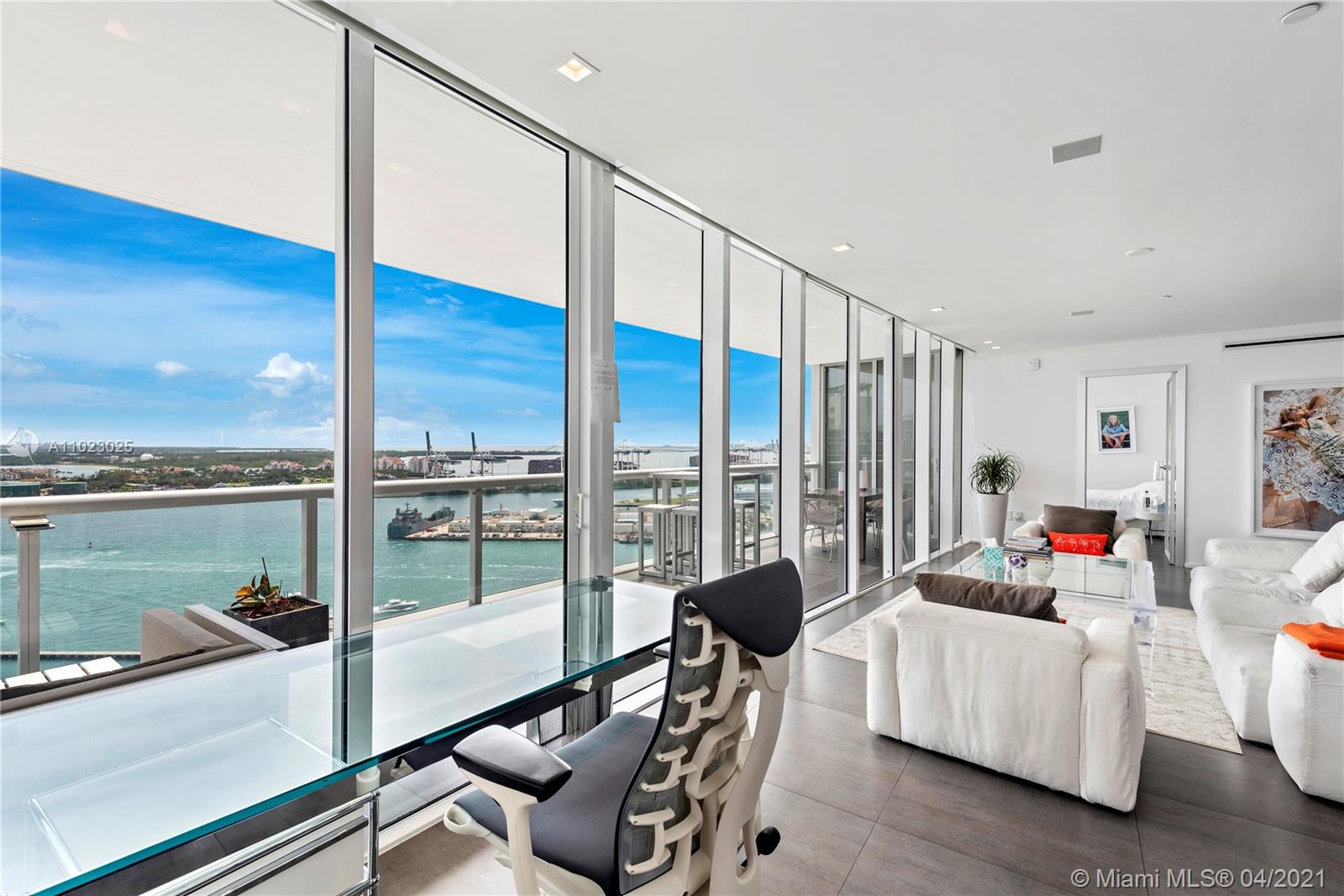 ICON CONDO - Residential