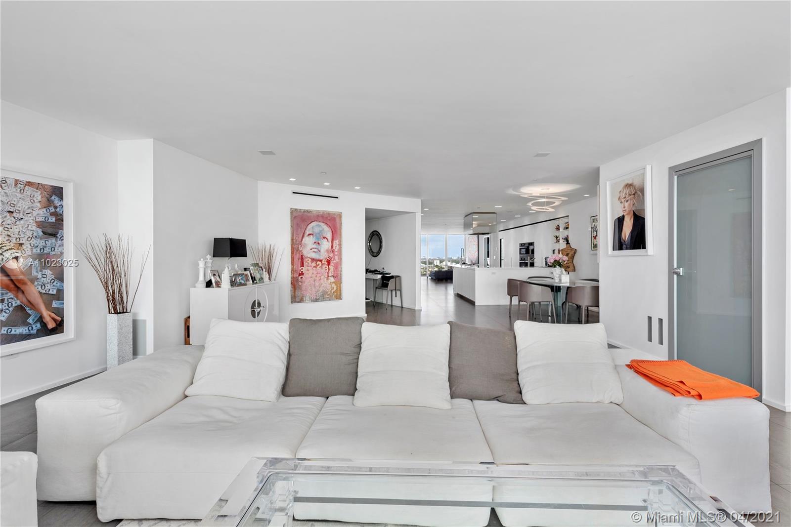 ICON CONDO - Residential