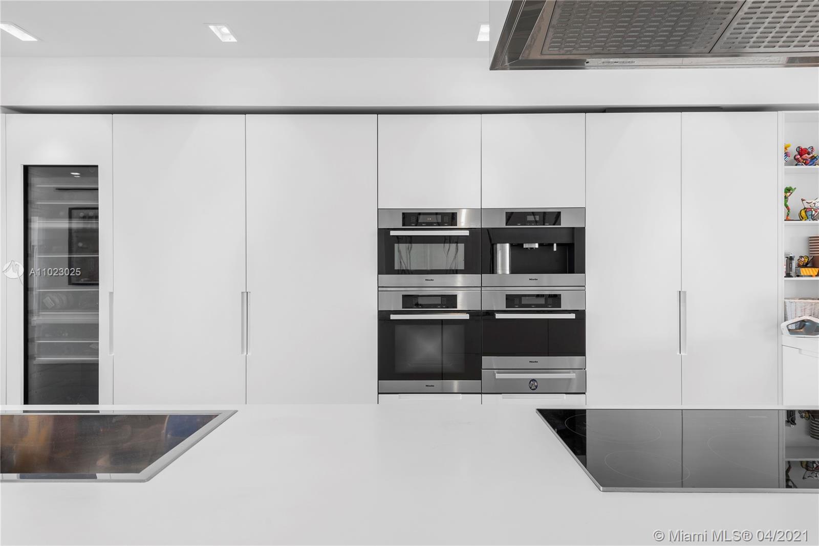 ICON CONDO - Residential