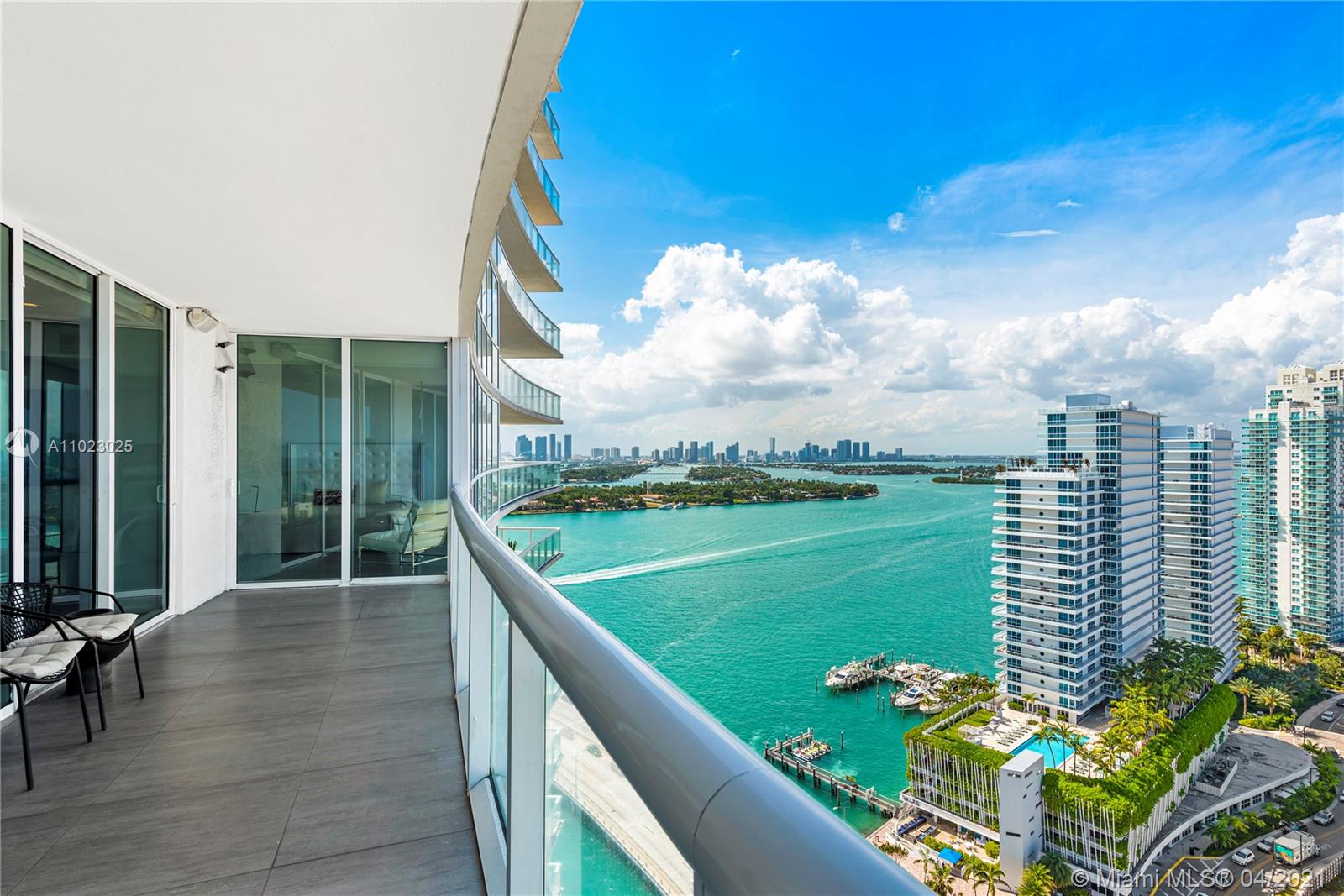 ICON CONDO - Residential