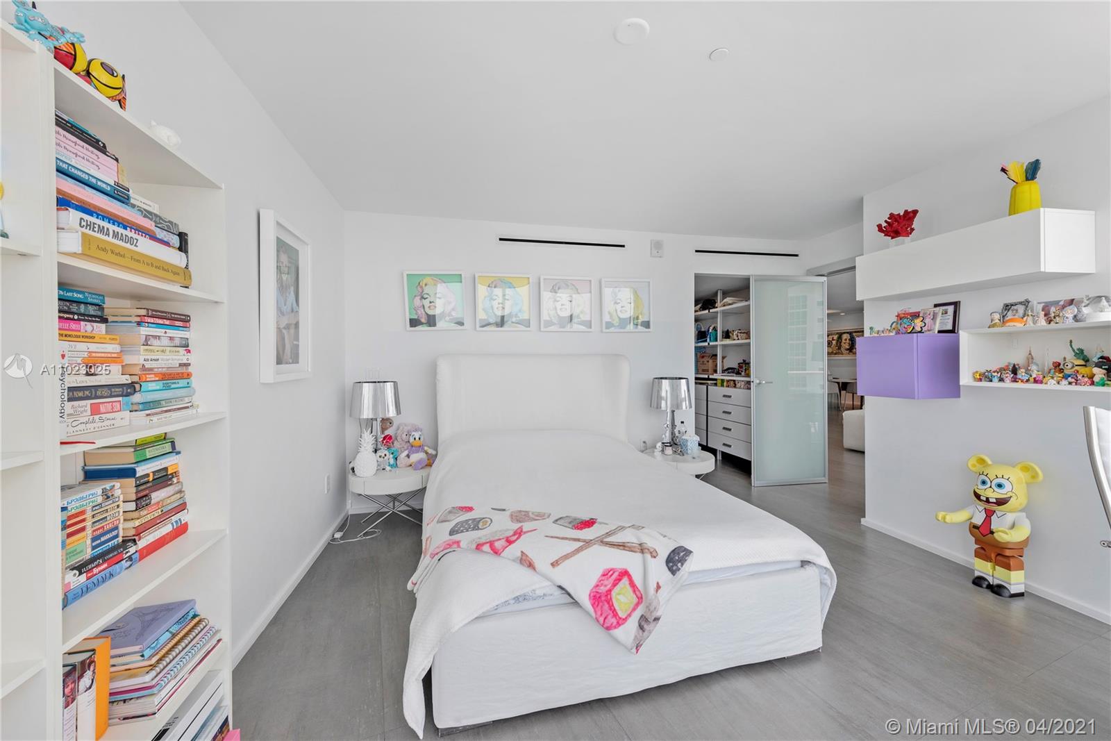 ICON CONDO - Residential