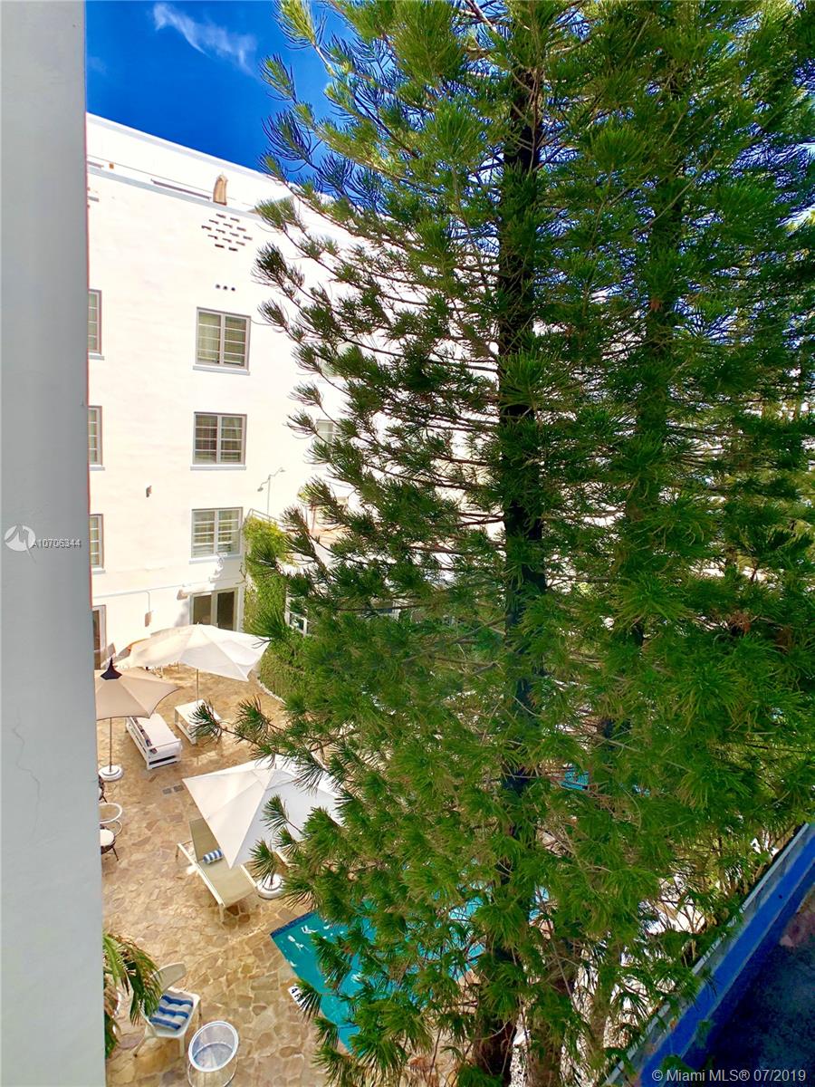 DEL RIO CONDO - Residential