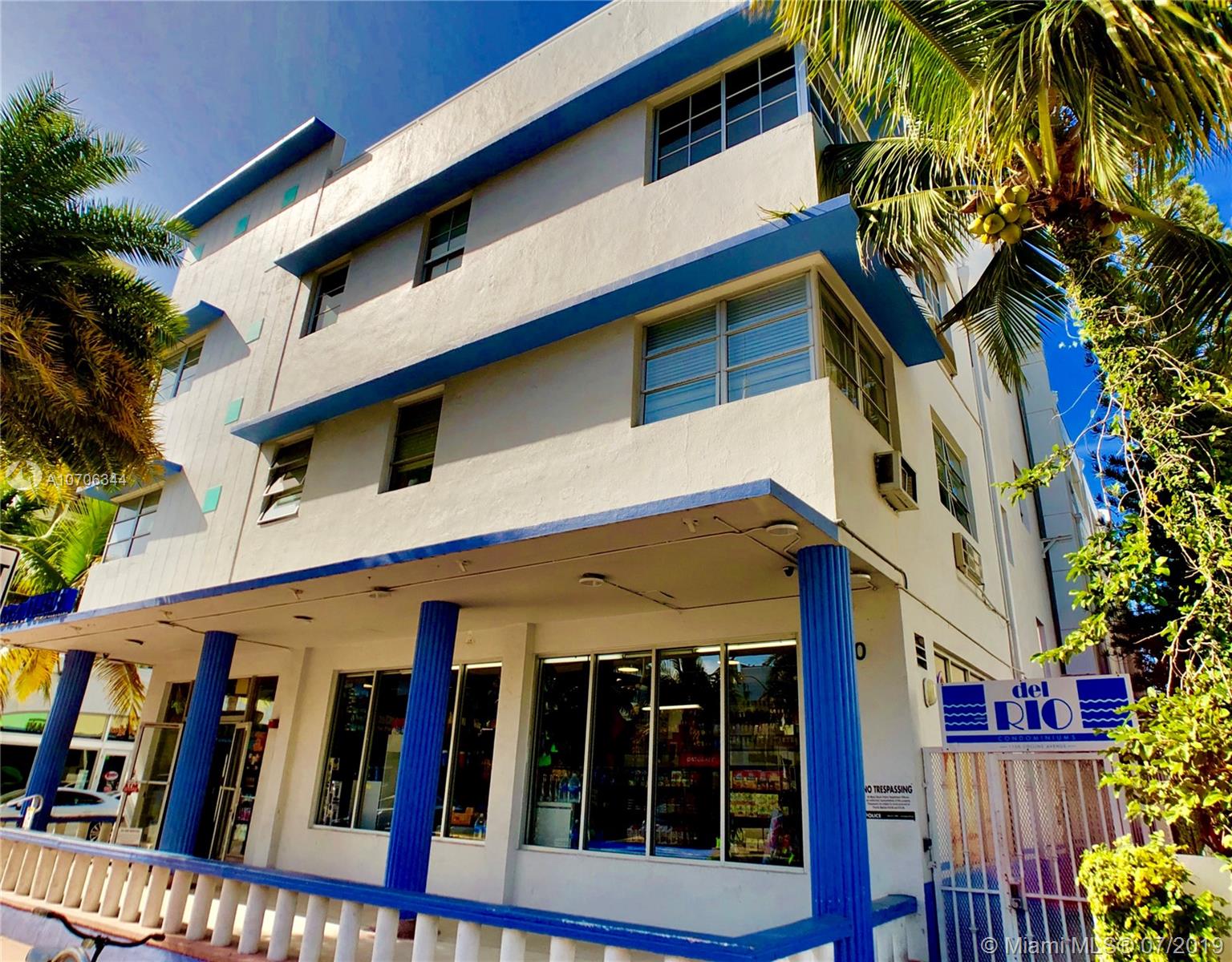 DEL RIO CONDO - Residential