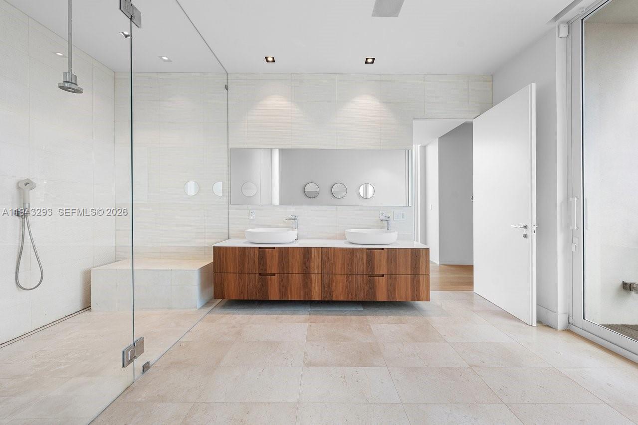 4701 NORTH MERIDIAN CONDO - Residential