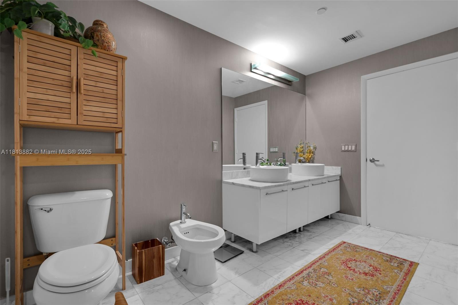 MARINABLUE CONDO - Residential Lease