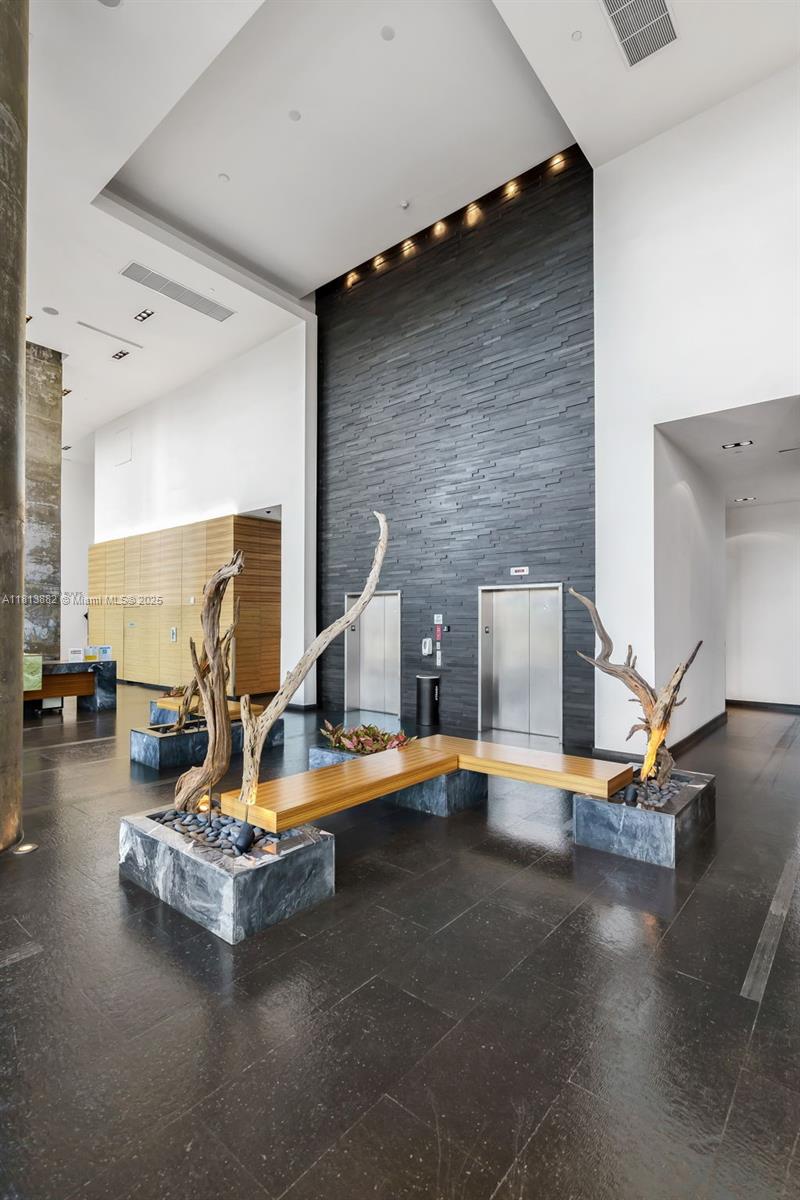 MARINABLUE CONDO - Residential Lease