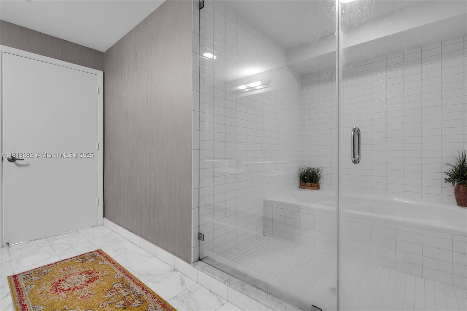 MARINABLUE CONDO - Residential Lease