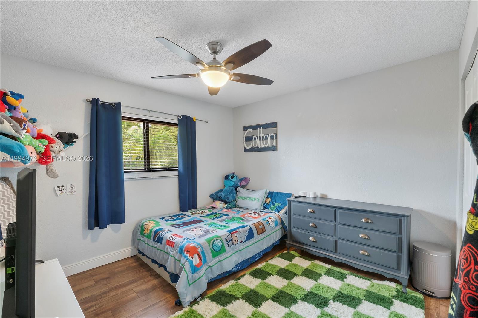 CORAL SPRINGS LAKES - Residential