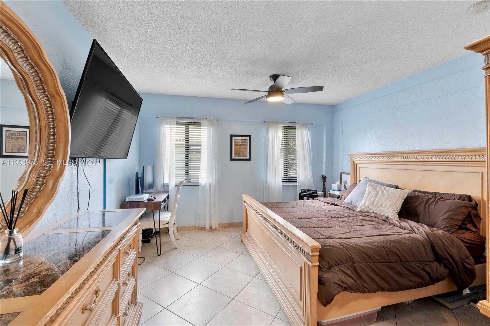 CORAL SPRINGS LAKES - Residential