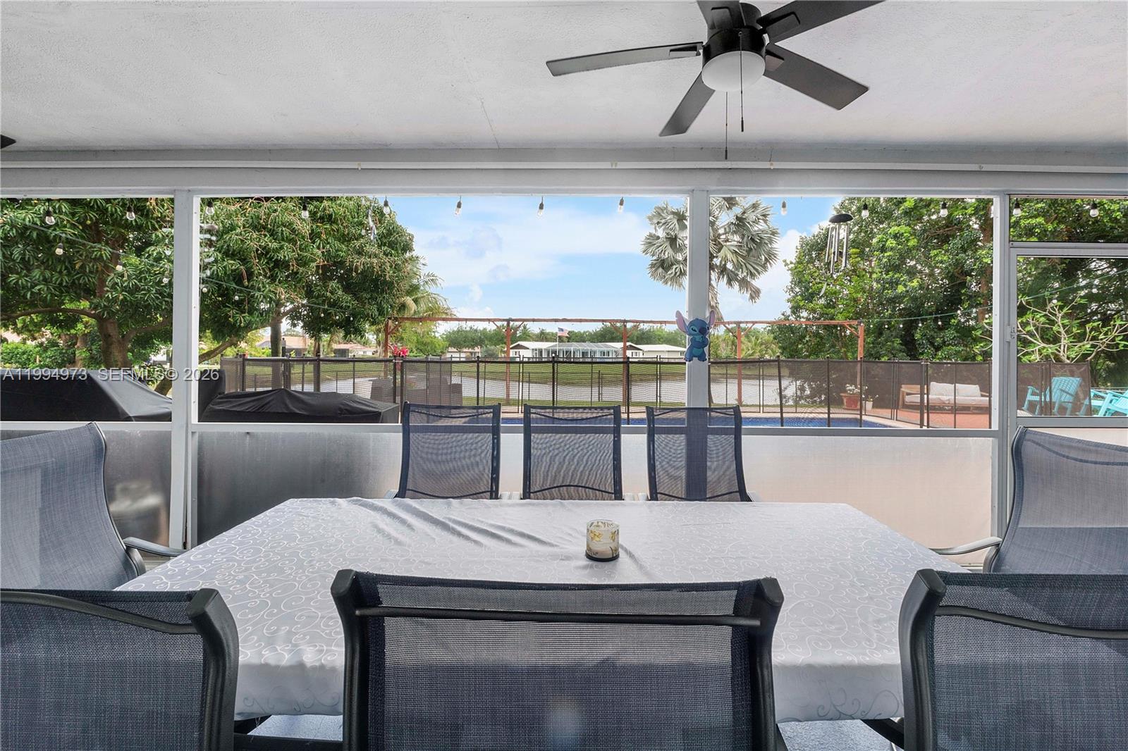 CORAL SPRINGS LAKES - Residential