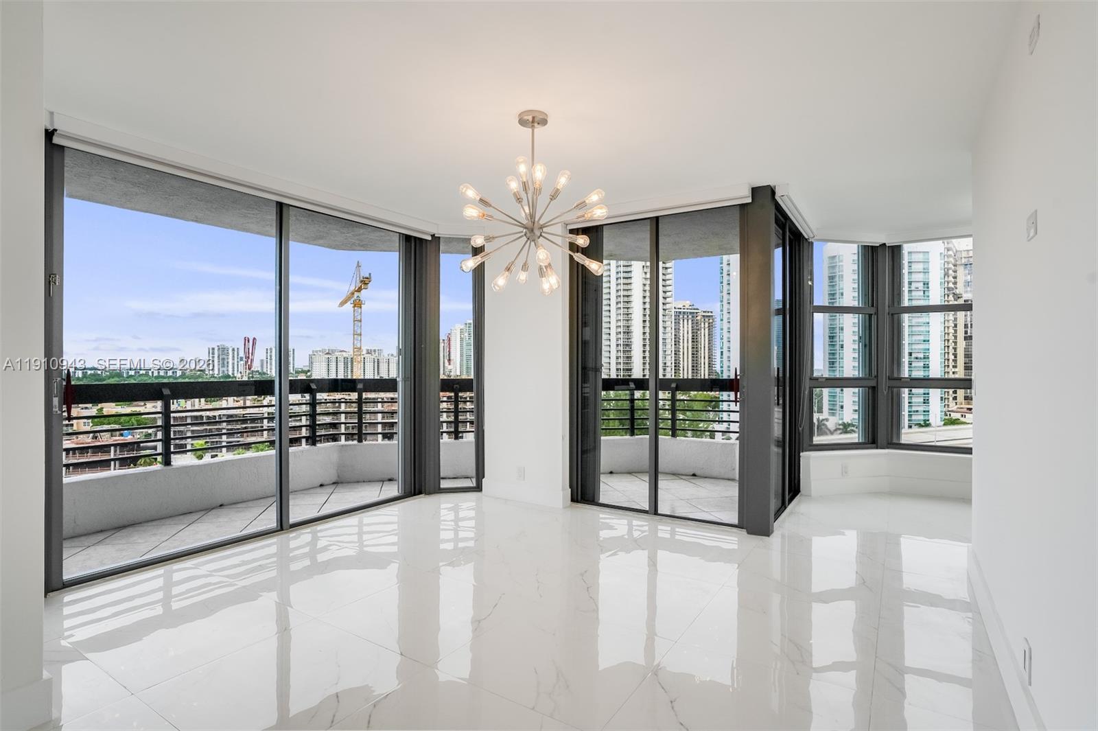 MYSTIC POINTE TOWER 400 C - Residential