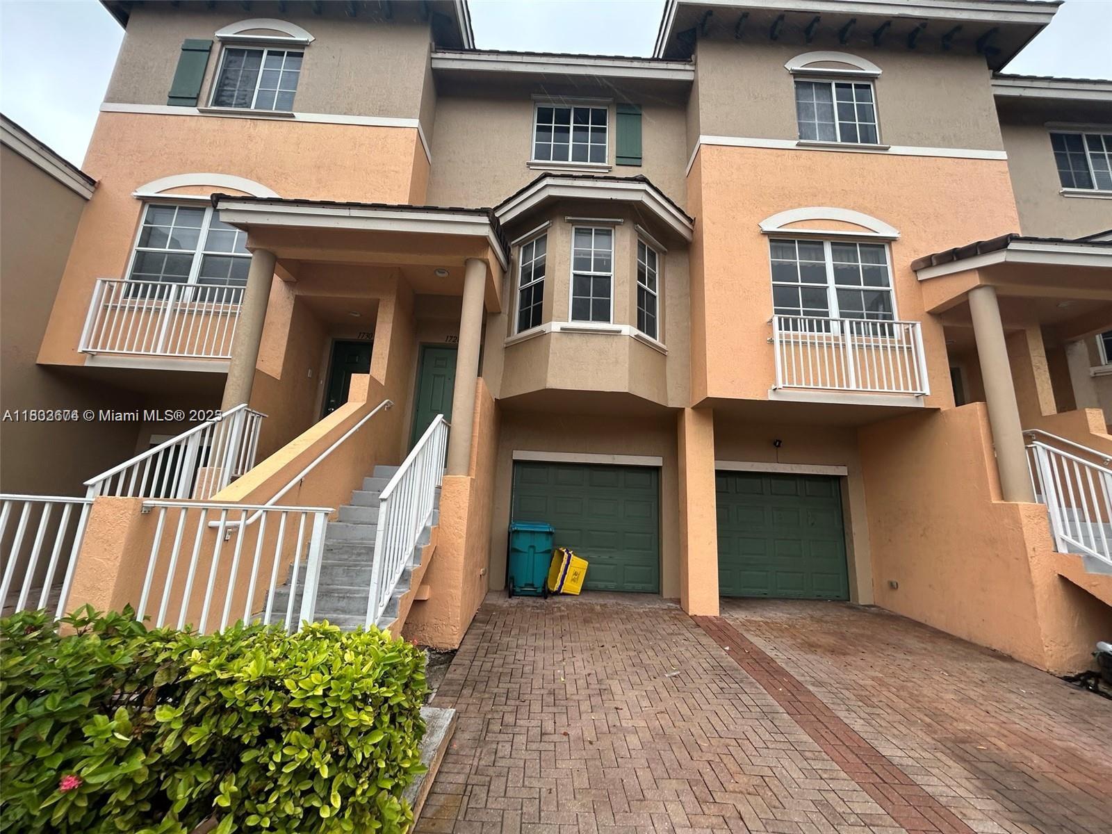This rental 3 bedrooms and 3 bathrooms and has been designed with families in mind. The spacious living area is
perfect for quality time. The community offers a range of amenities, including amenities, playground, etc., making
it easy to stay active and entertained. Located in a desirable neighborhood, this home is close to I-95, nearby
amenities, such as schools, parks, shopping, etc. Don't miss out on the opportunity to make this your dream home
for your family.