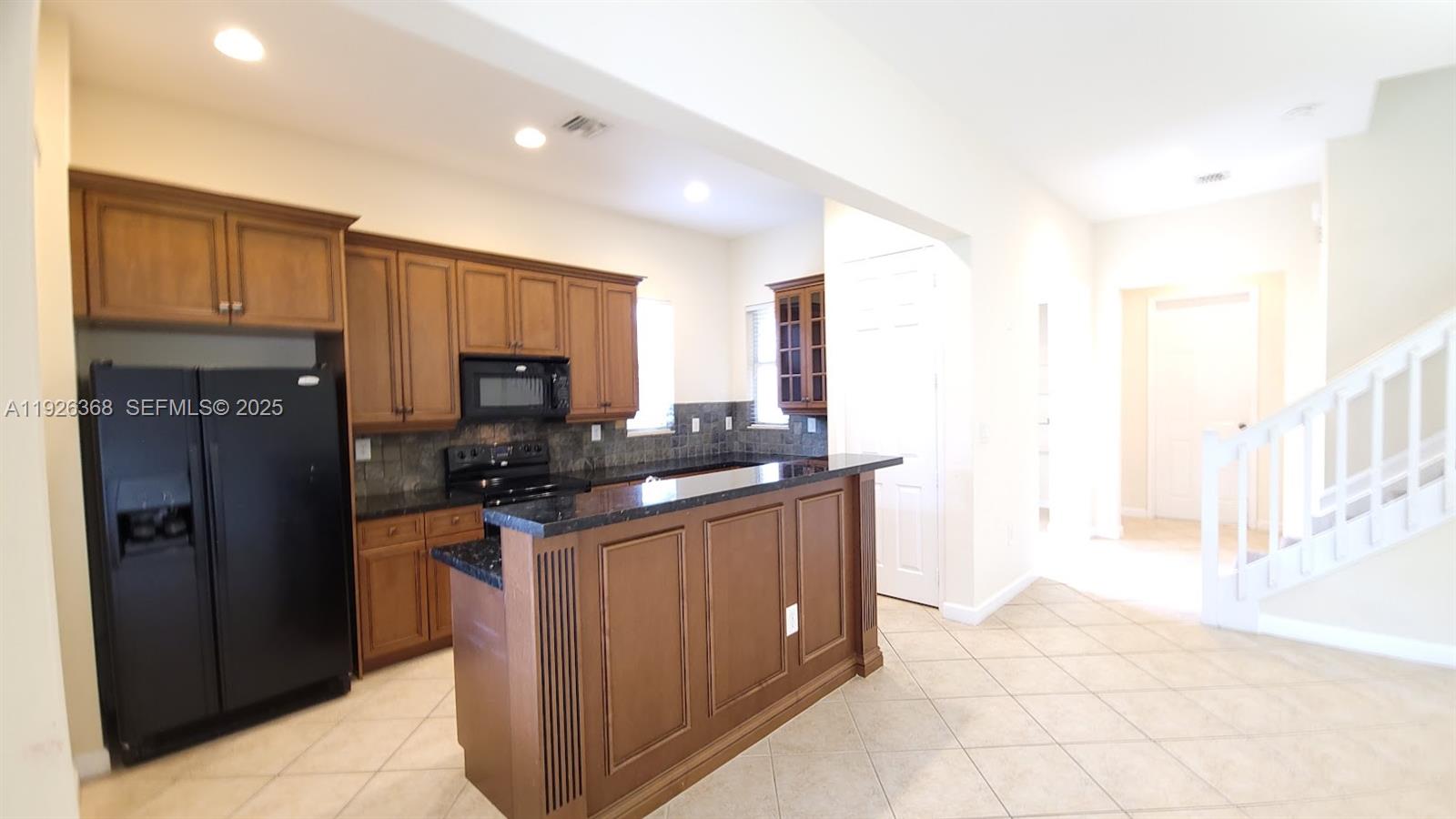 HERON BAY COMMERCIAL - Residential Lease