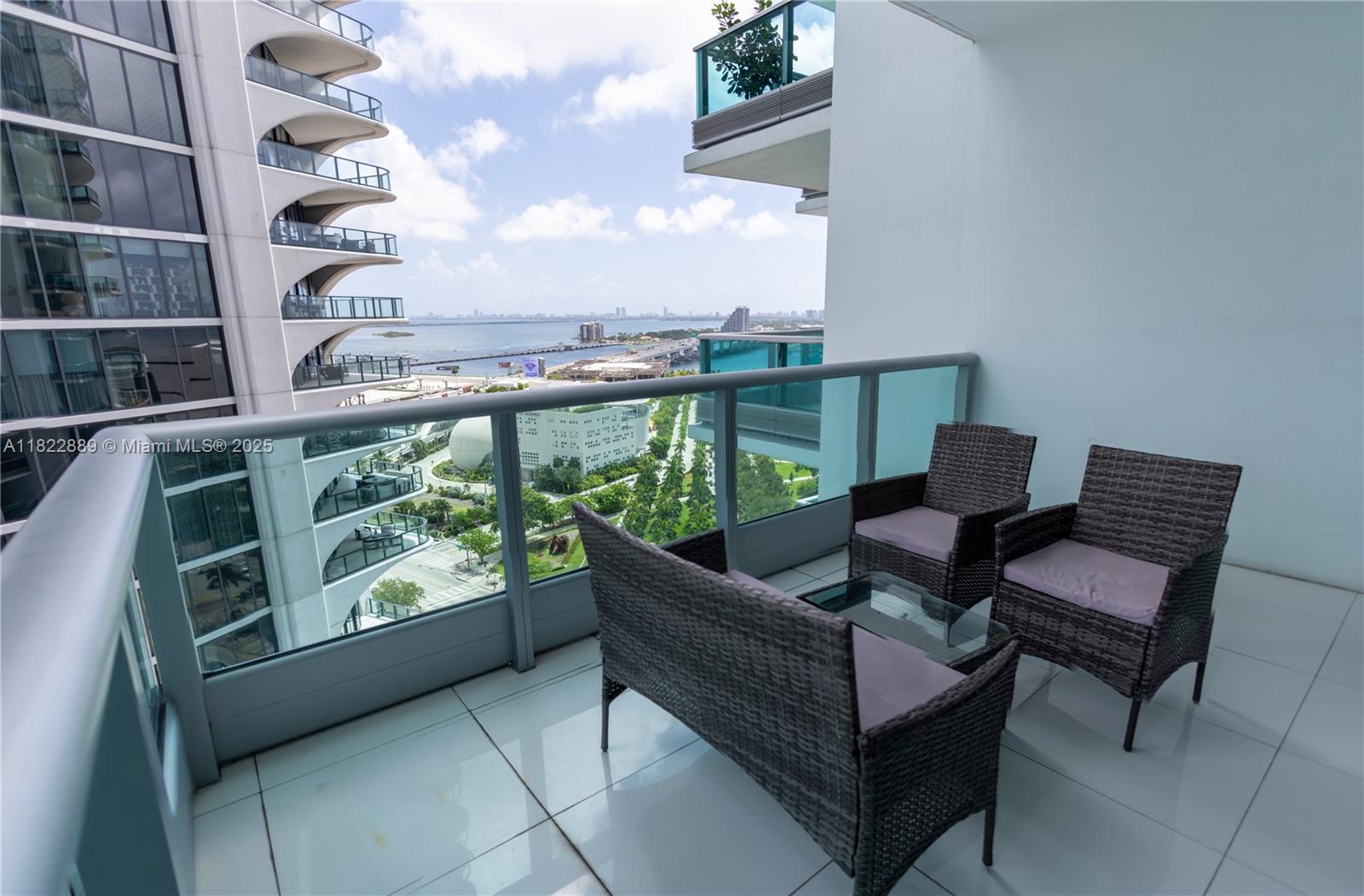 900 BISCAYNE BAY CONDO - Residential