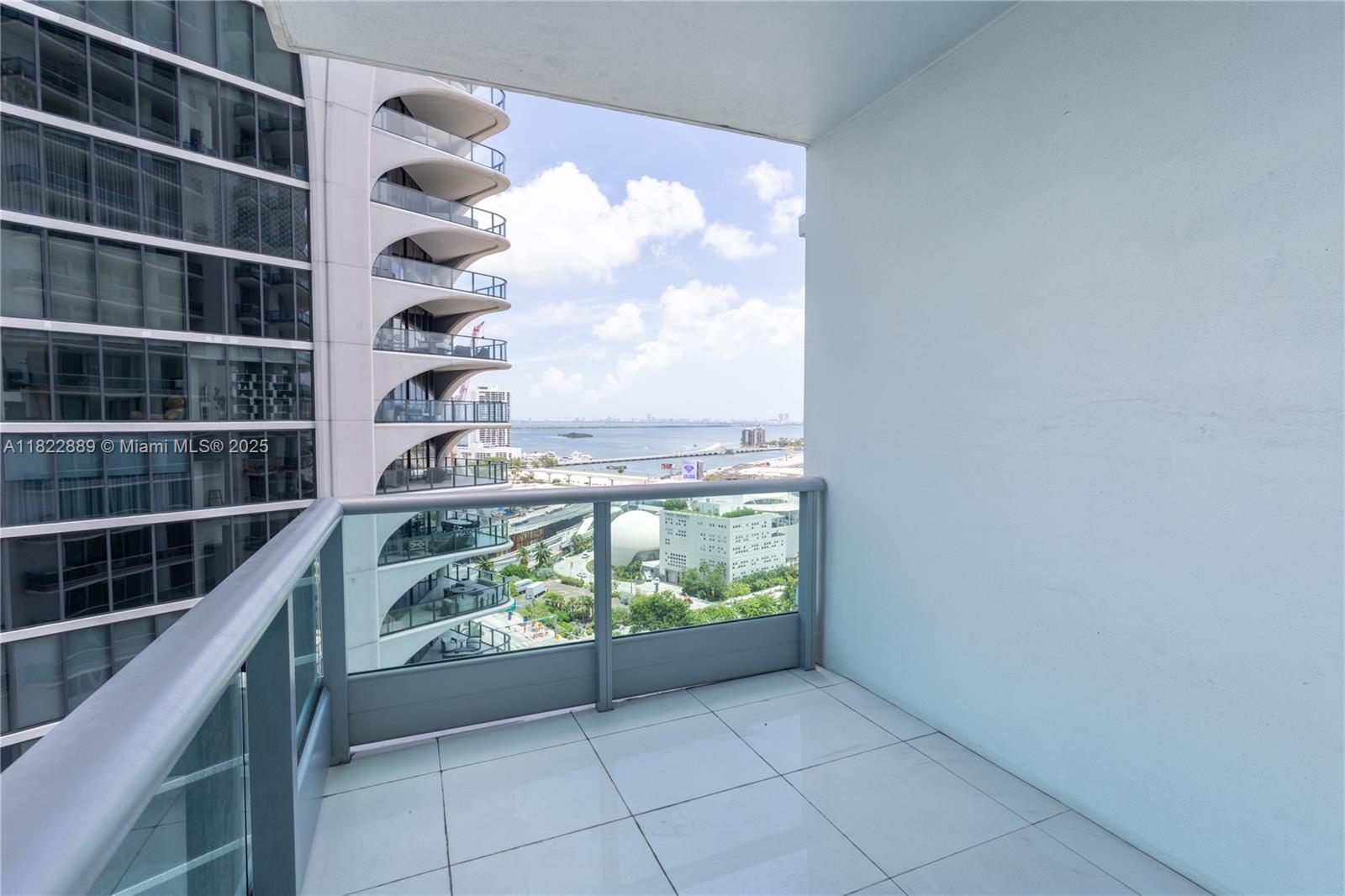 900 BISCAYNE BAY CONDO - Residential