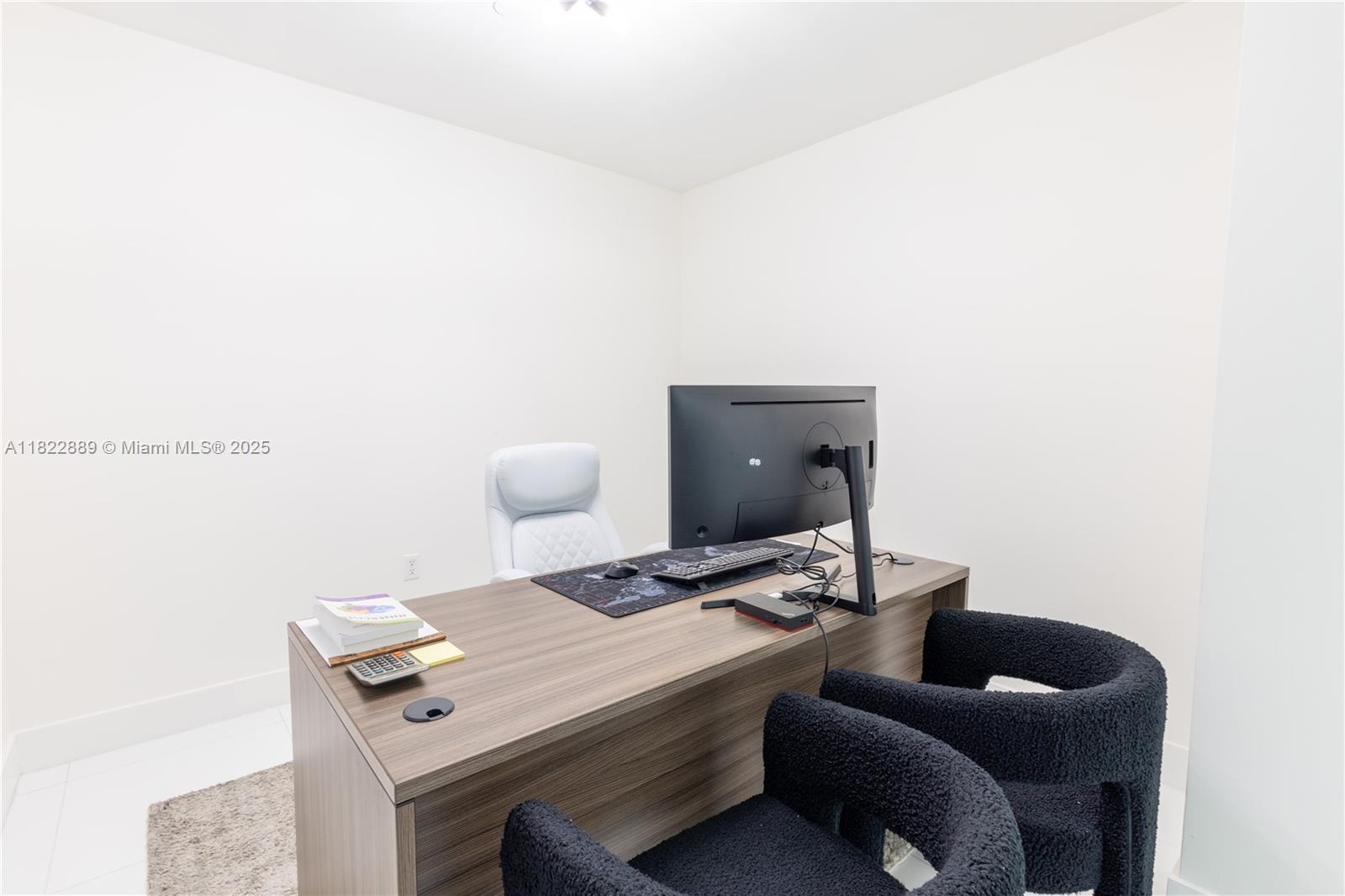 900 BISCAYNE BAY CONDO - Residential