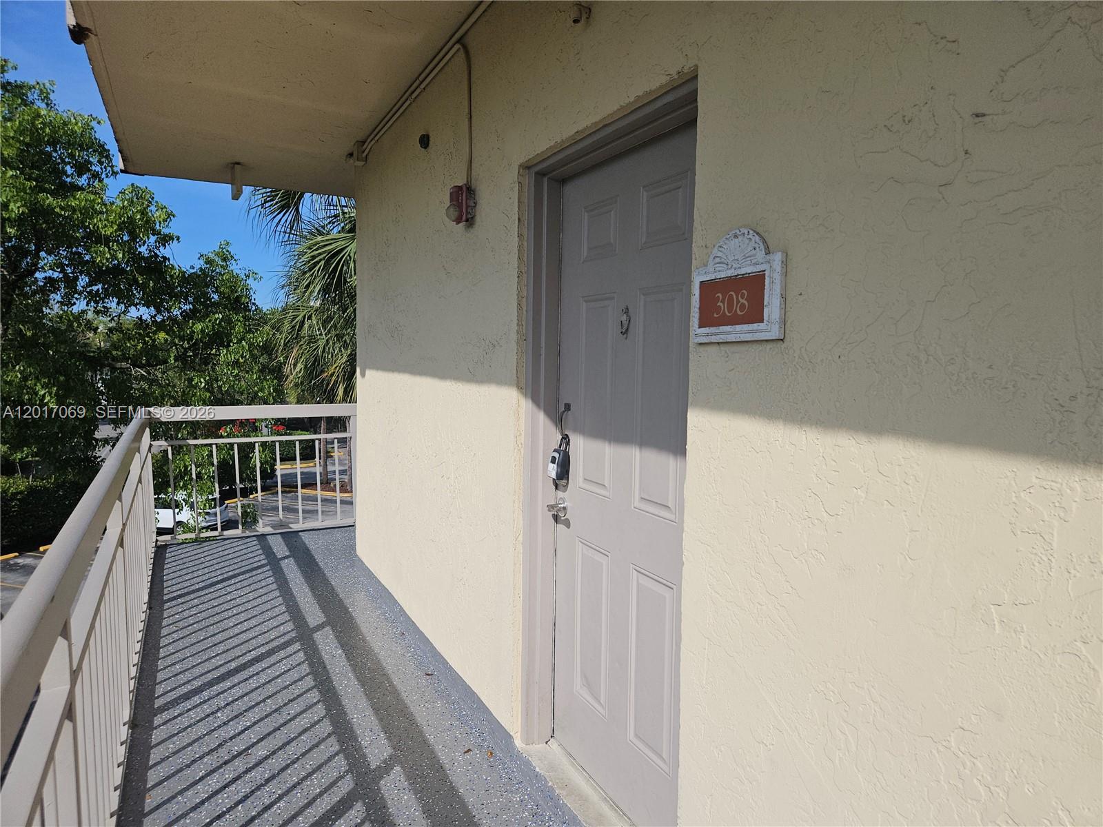 LAS VISTAS AT DORAL CONDO - Residential Lease