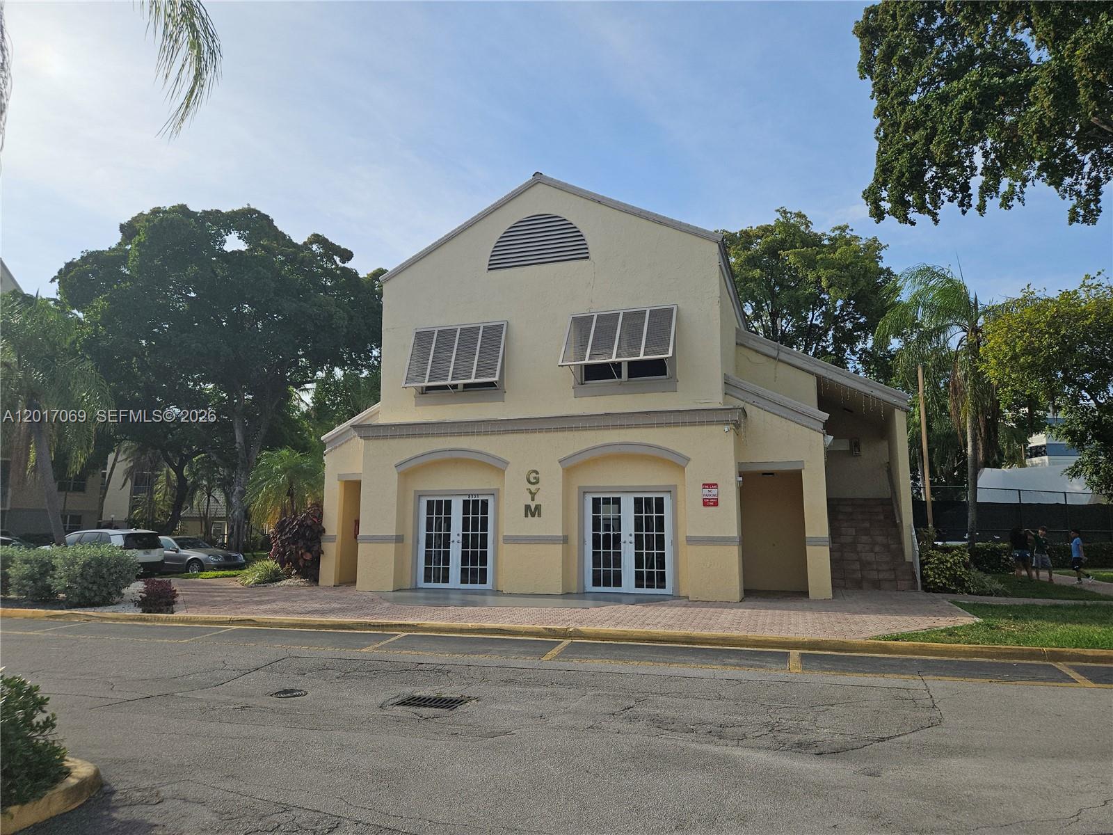 LAS VISTAS AT DORAL CONDO - Residential Lease