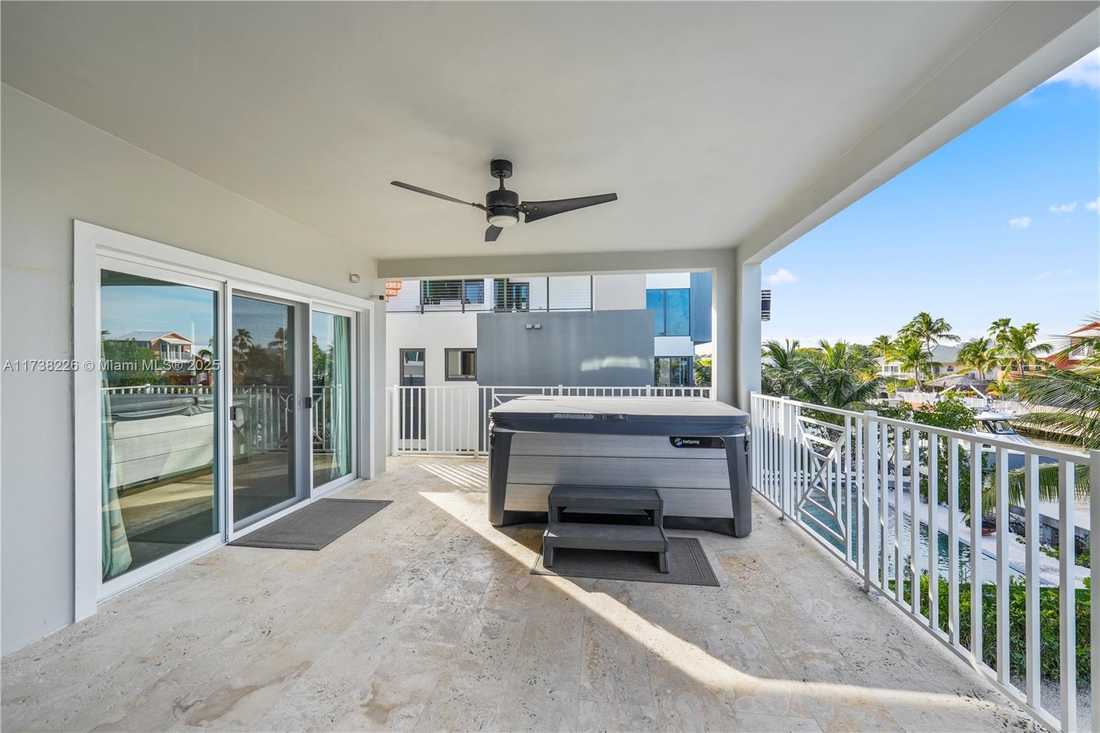 OCEAN ISLE ESTATE - Residential