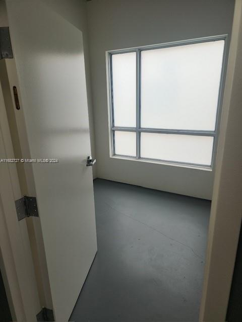 Centrally located in the heart of South Beach.  Great office space with all utilities included. Ideal for a workspace away from home, acupuncturist practitioner, massage therapist, etc.