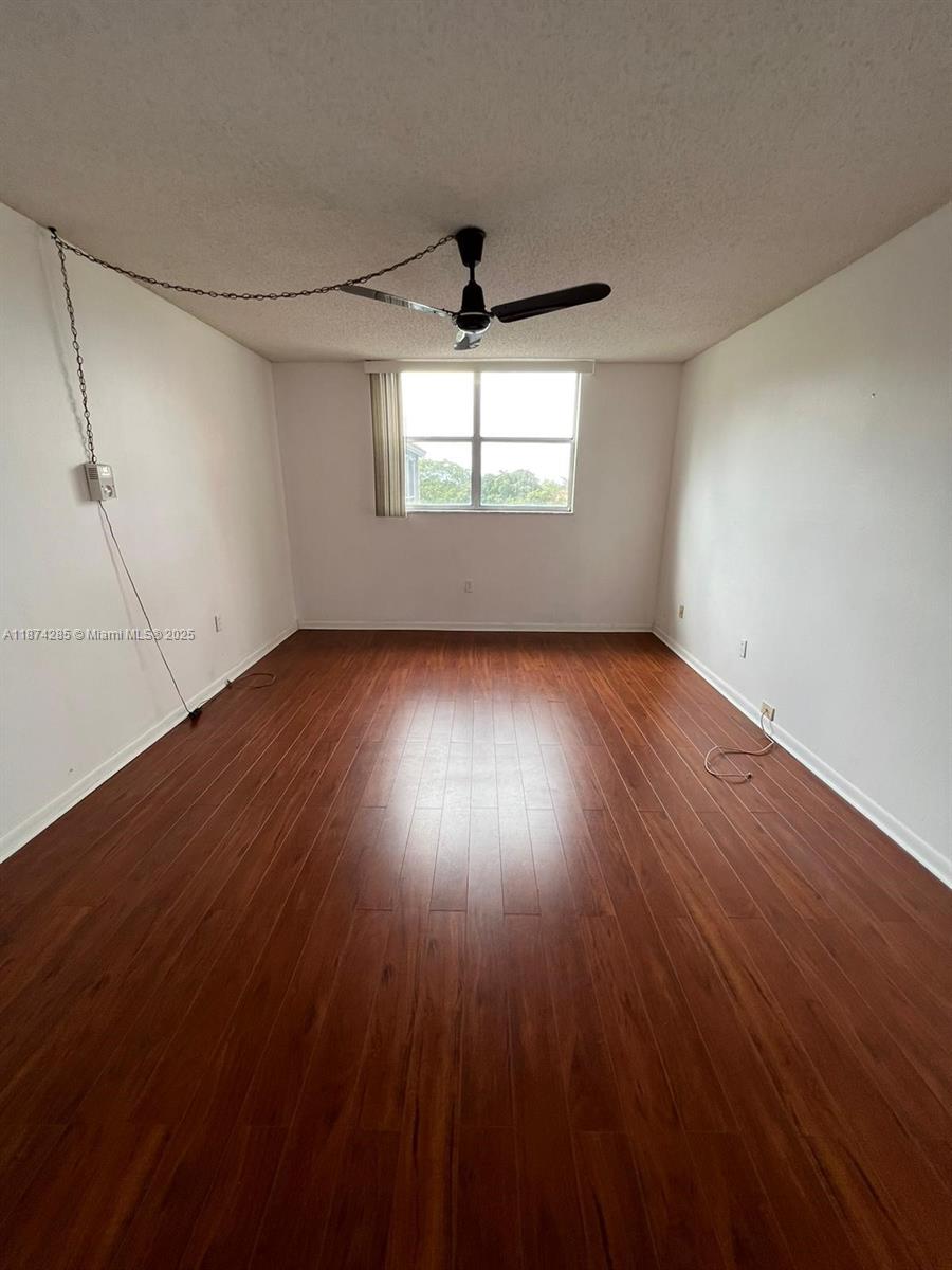 COURTYARDS OF BROWARD CON - Residential Lease