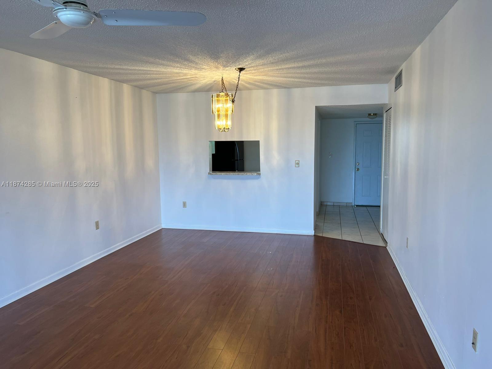 COURTYARDS OF BROWARD CON - Residential Lease
