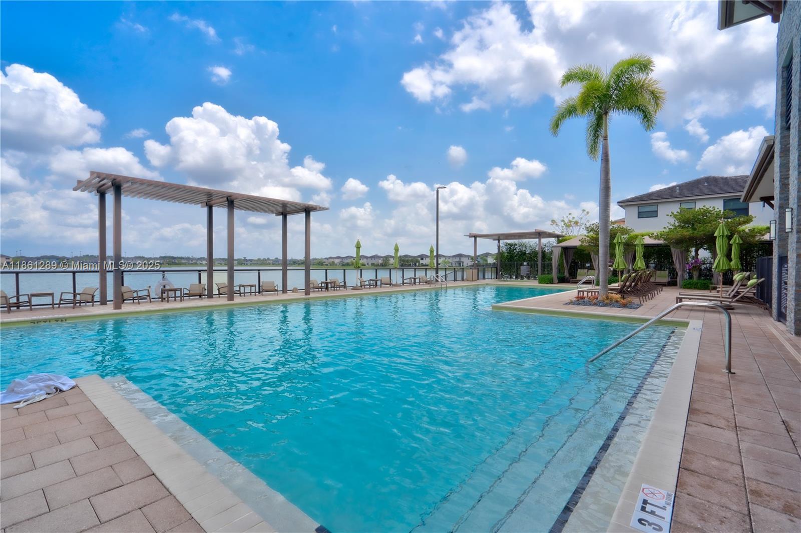 DUNNWOODY LAKE - Residential Lease