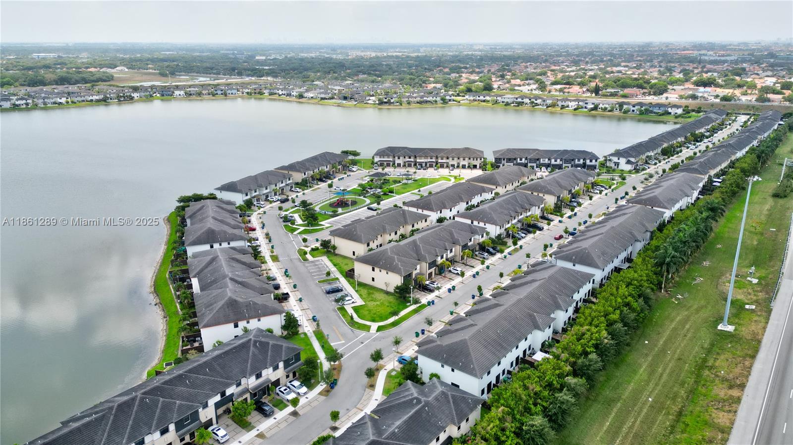 DUNNWOODY LAKE - Residential Lease