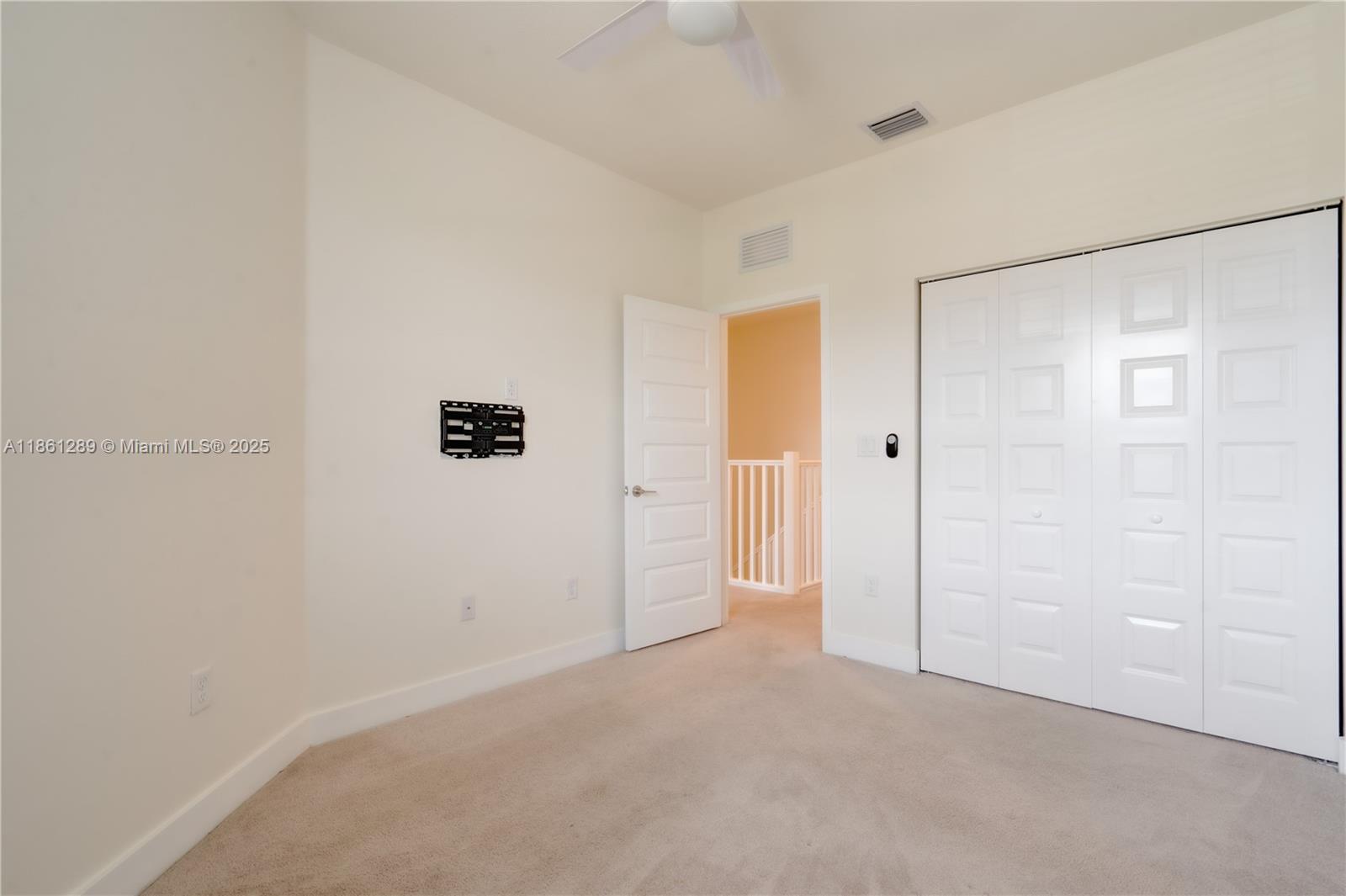 DUNNWOODY LAKE - Residential Lease