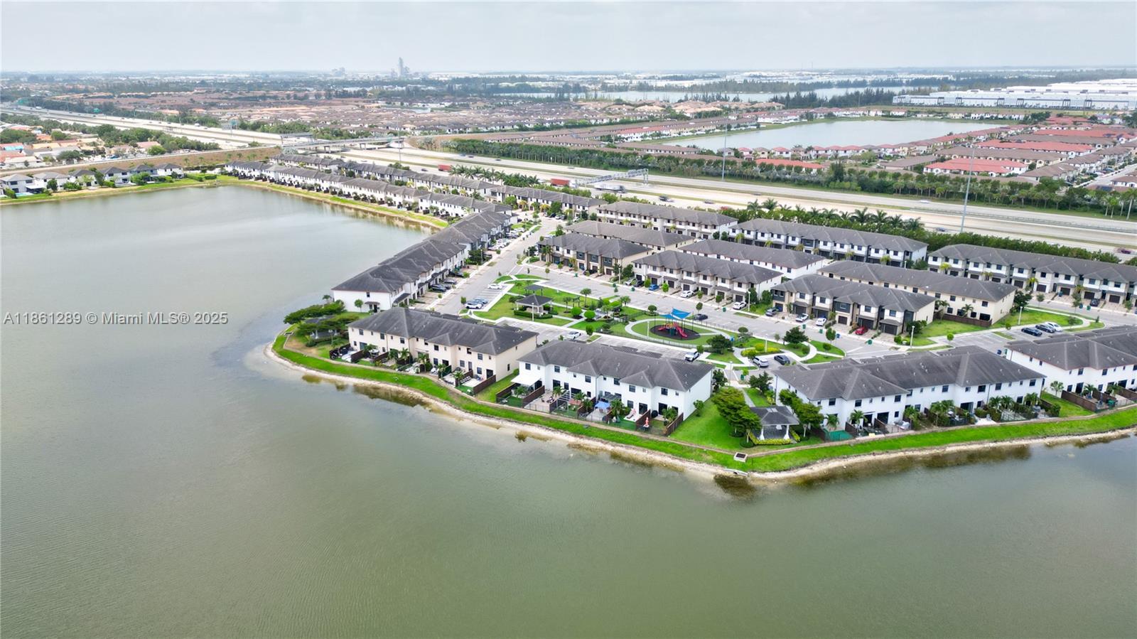 DUNNWOODY LAKE - Residential Lease