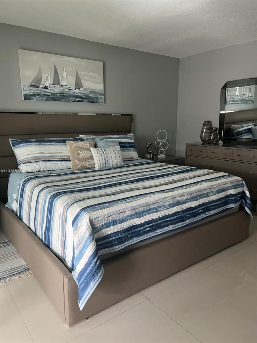 VISTA PINES CONDO - Residential