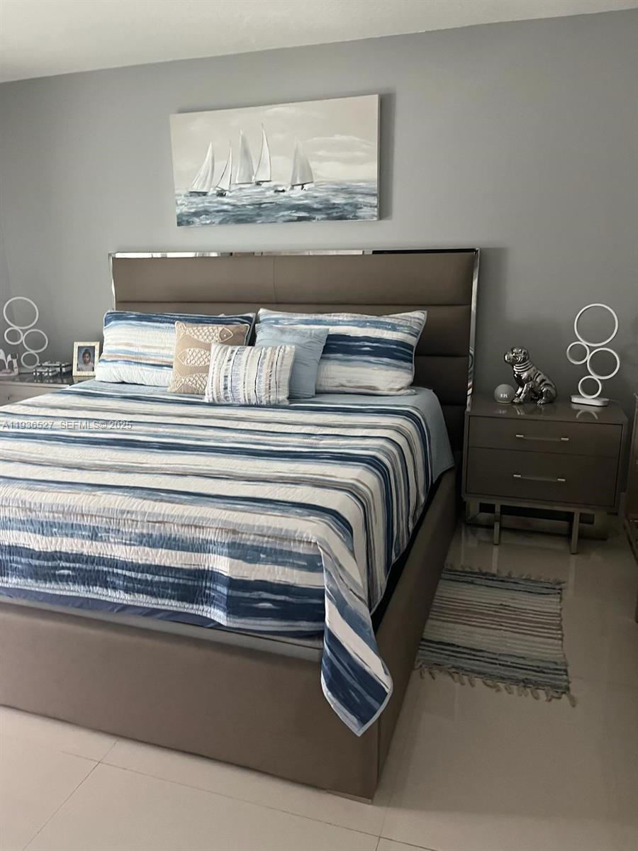 2600 SE Ocean Blvd B11