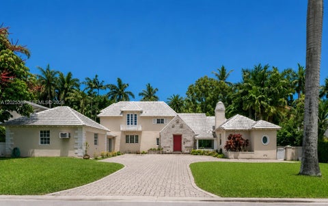 Photo of 2535 Sunset Dr, Miami Beach, FL 33140 (MLS # A12025539)