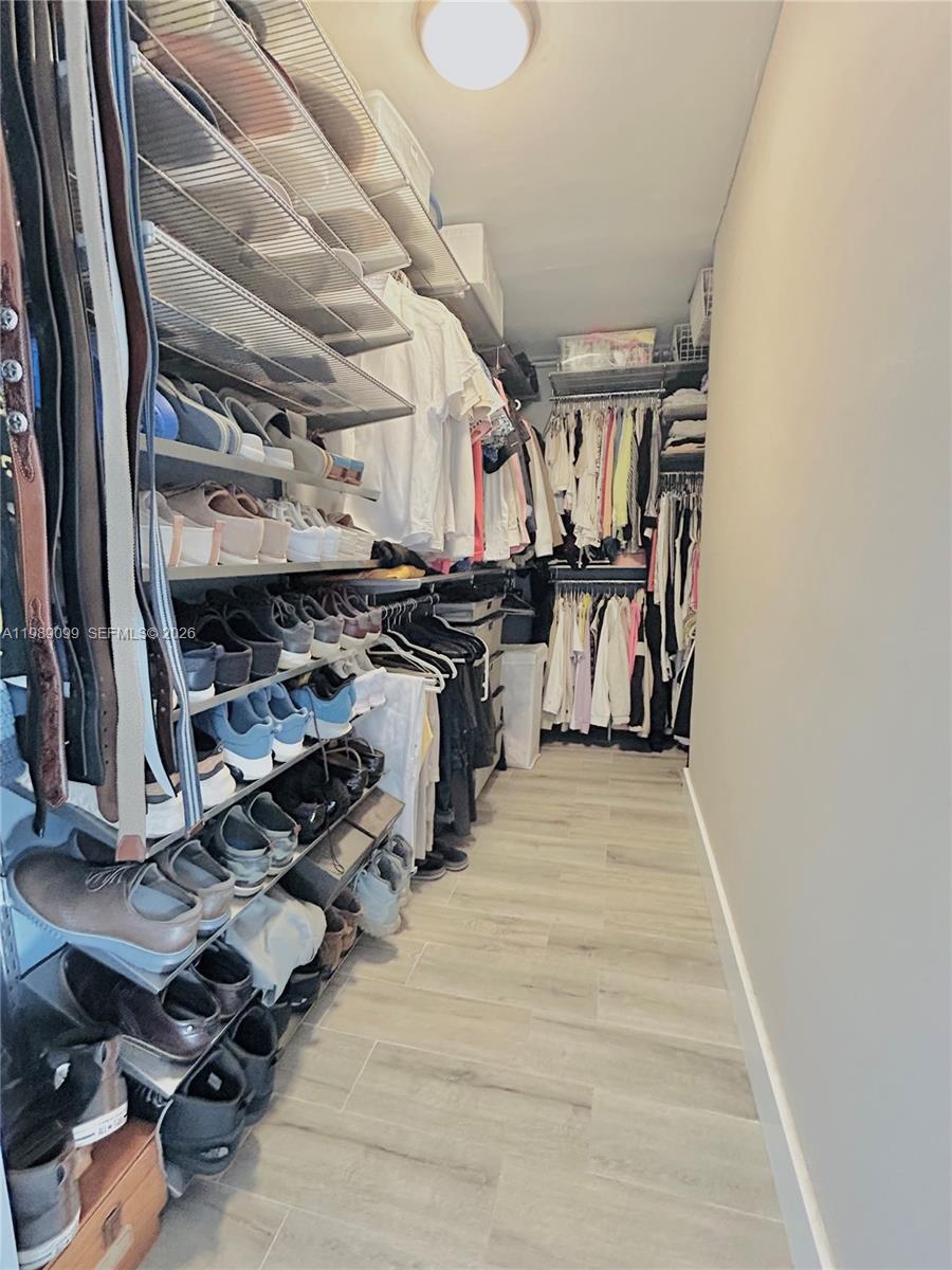 CORINNE PARK - Residential Lease