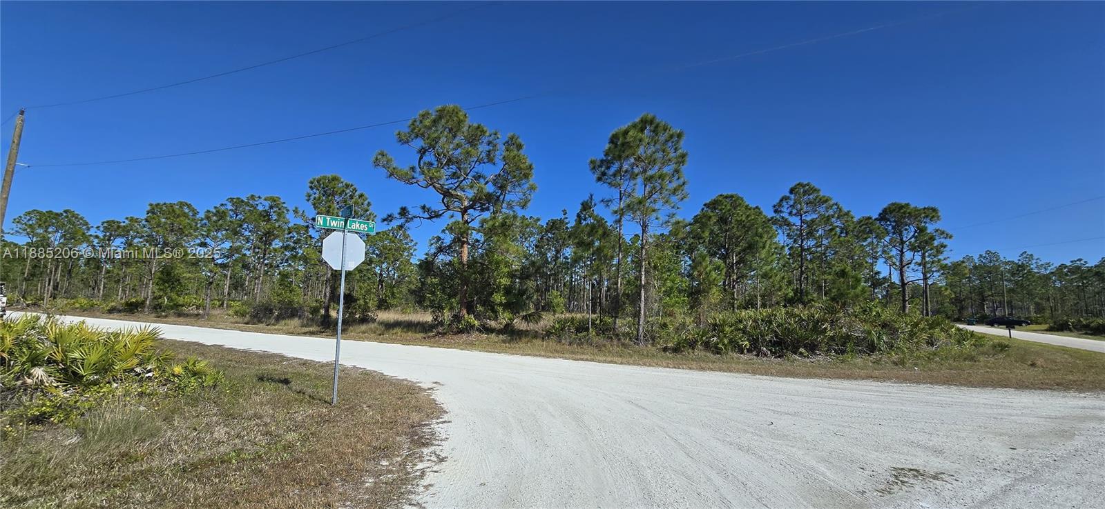 TROPICAL GULF ACRES - Land