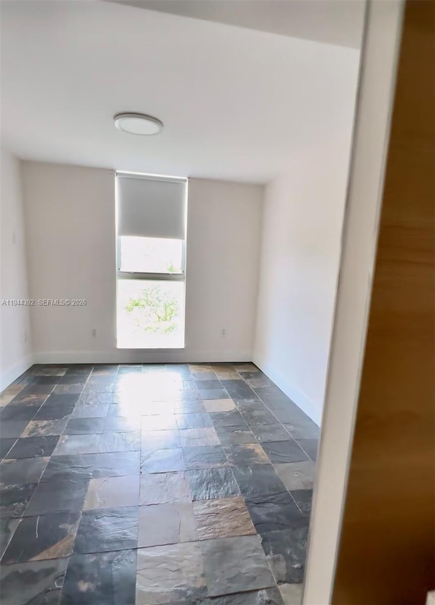 VISTA ON THE BAY CONDO - Residential