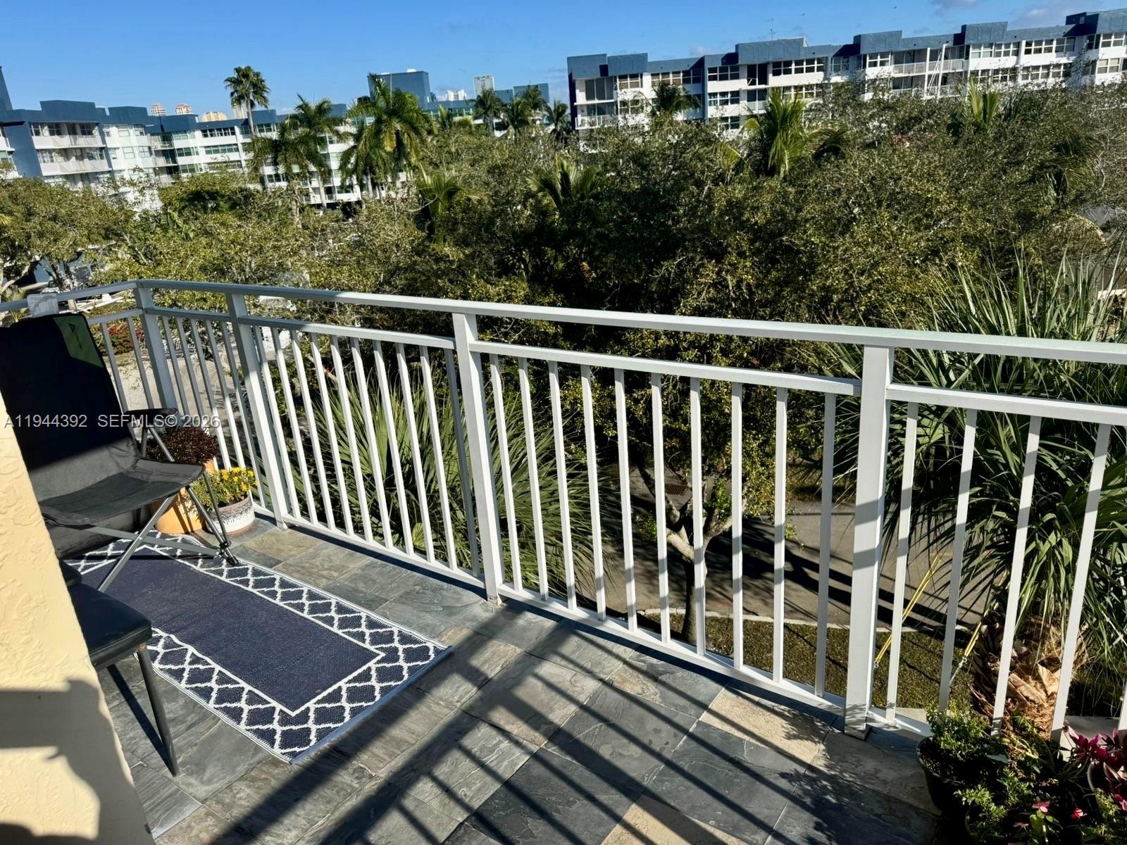 VISTA ON THE BAY CONDO - Residential