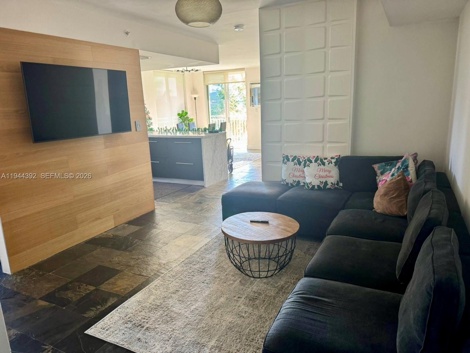 VISTA ON THE BAY CONDO - Residential