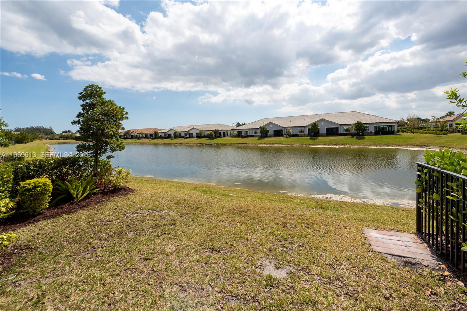 *Falls at Parkland* - Residential