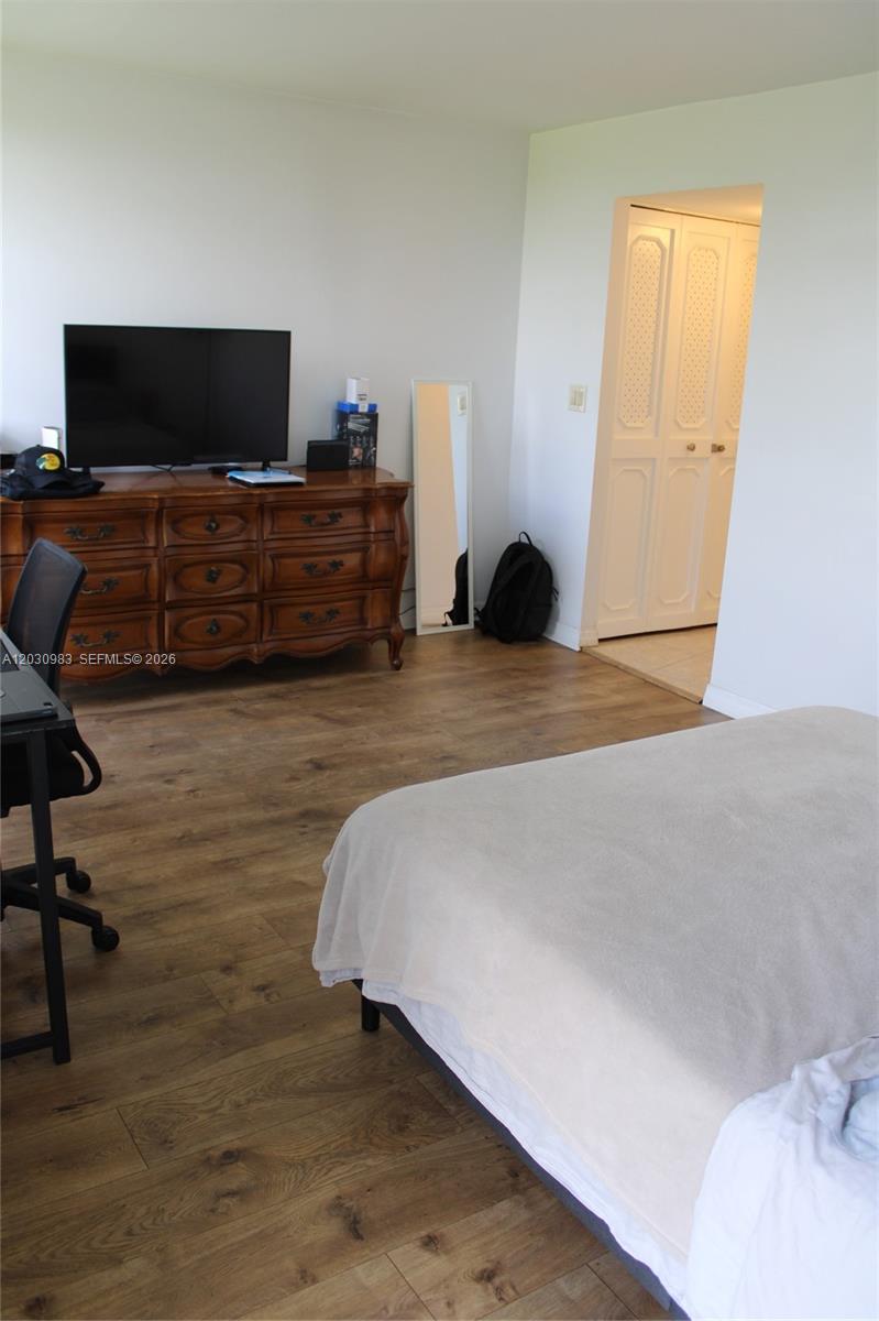 3475 N Country Club Dr 608